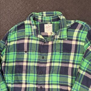 American Eagle Outfitters Men's Blue and Green Checkered Shirt
